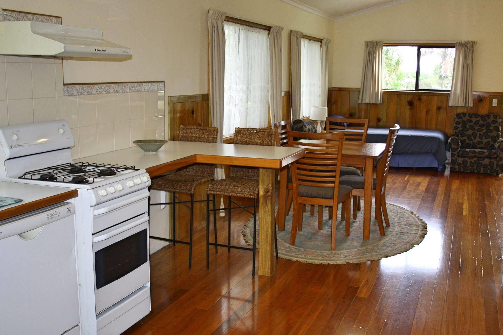 Tau Gardens Hotel Norfolk Island Eksteriør billede